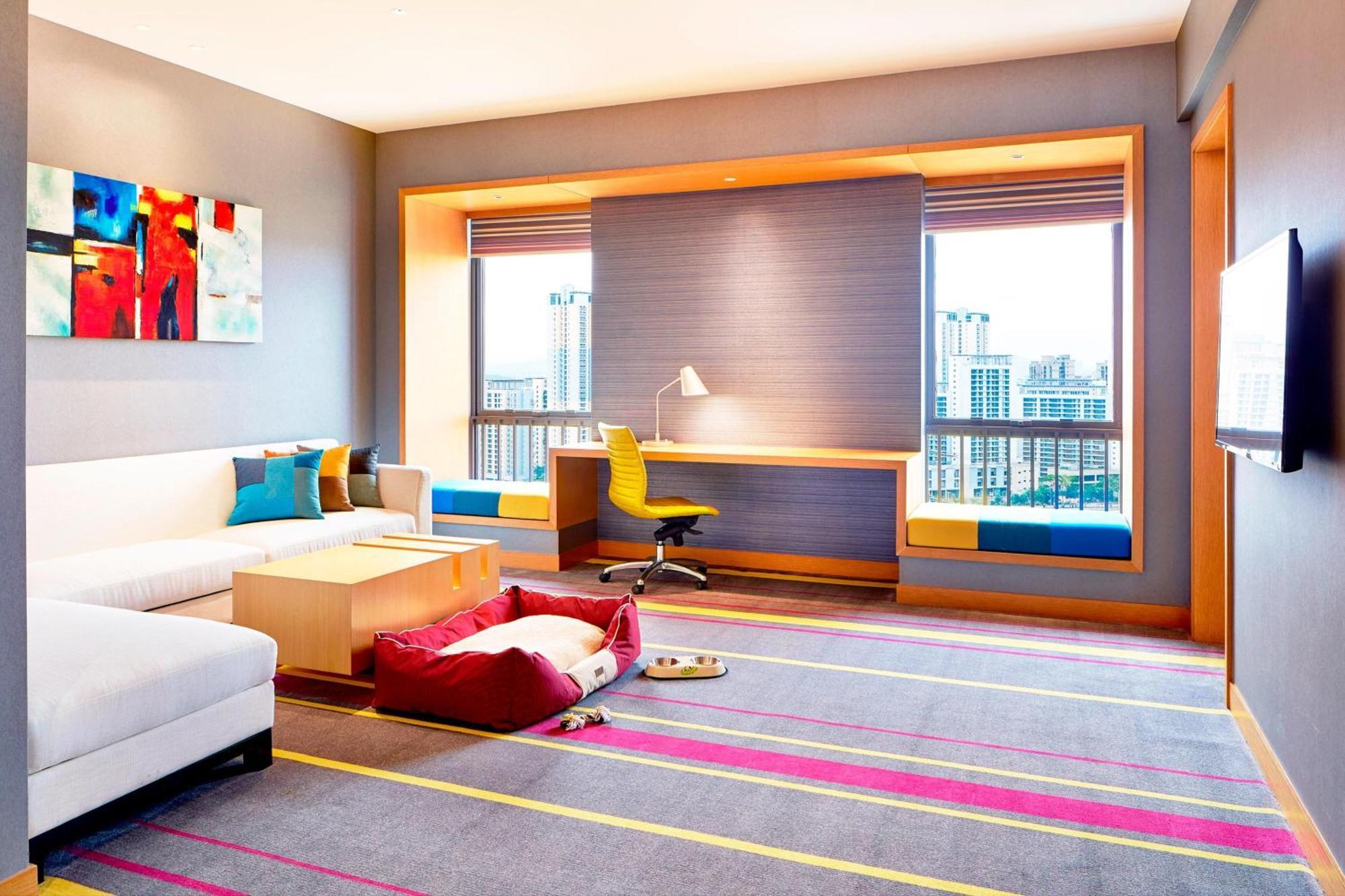 Aloft Dynamic Town Hotell Shenzhen Exteriör bild